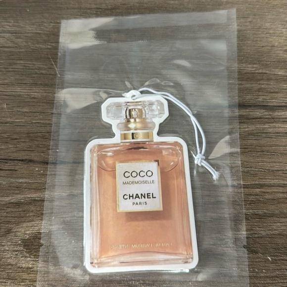 Car Air Freshener - (2) New in Plastic - Picture 4 of 6